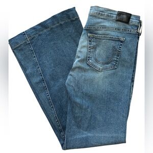 True Religion Women’s Size 32 Flap Pockets Bell Bottoms‎ Dark Flared Leg Jeans